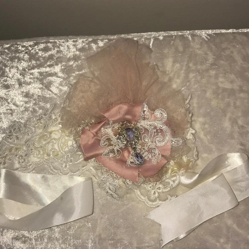 NWOT Elegant Crystal/ lace/sequence/pearl Headband w/ satin like sash